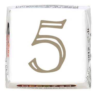 チョコ　５点 Amazon.co.jp: タカオカ 140gチョコレートボール5MIX 12袋入